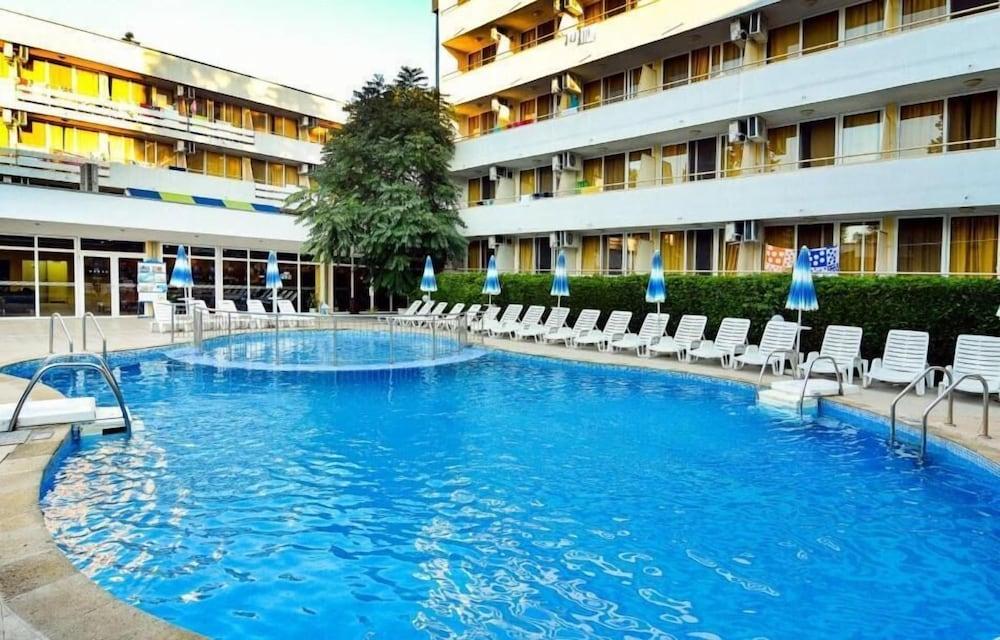 Hotel Oasis Albena Exterior foto